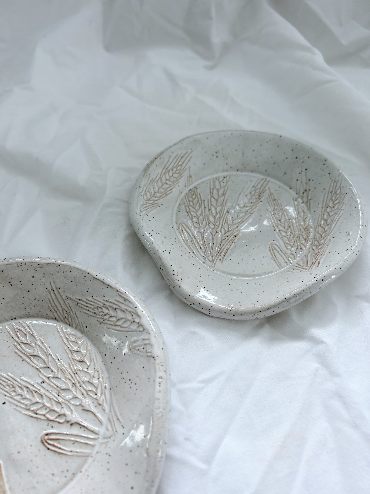 Wheat spoon rest | White