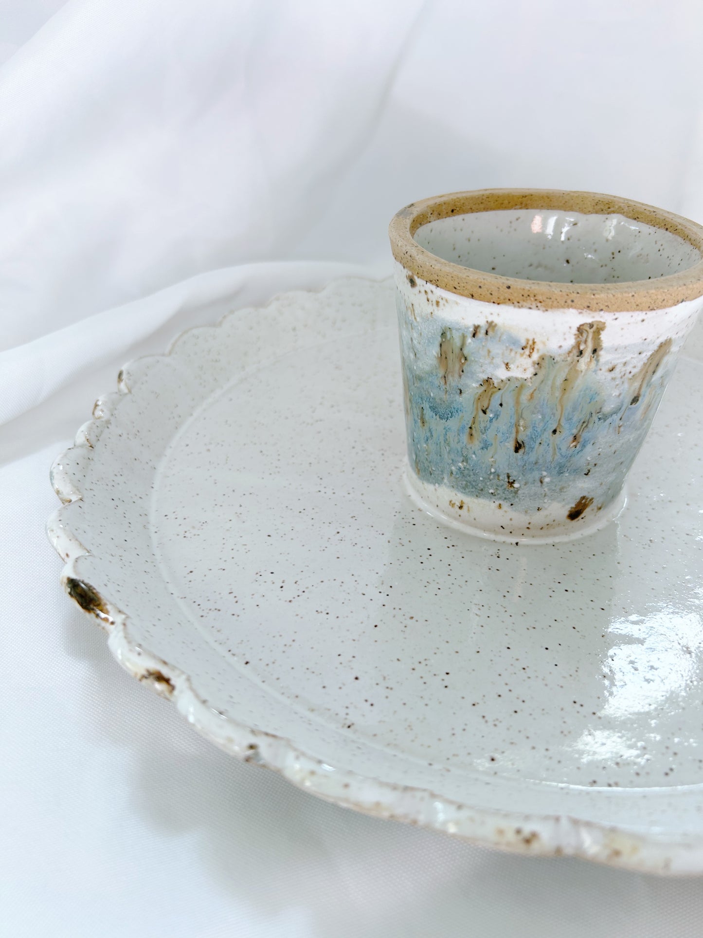 Scalloped cake stand | Pebble Brook