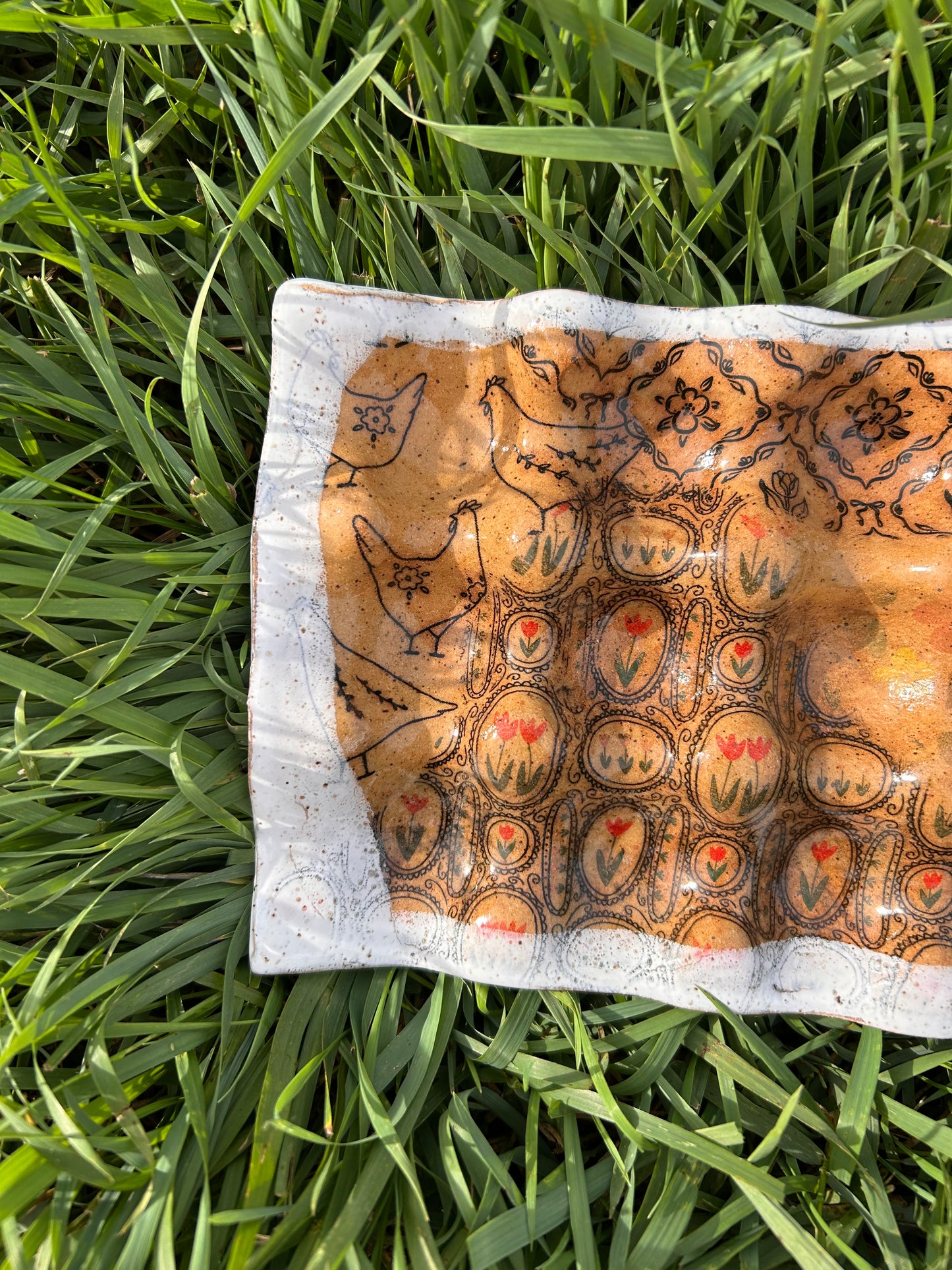 Patchwork egg tray