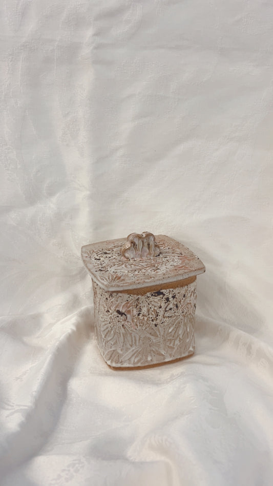 1/2 lb coneflower butter box image 0