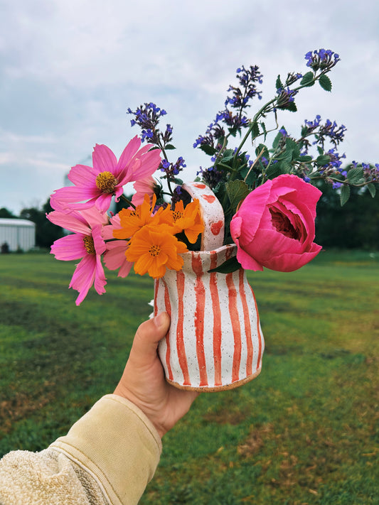 Flower basket | red striped