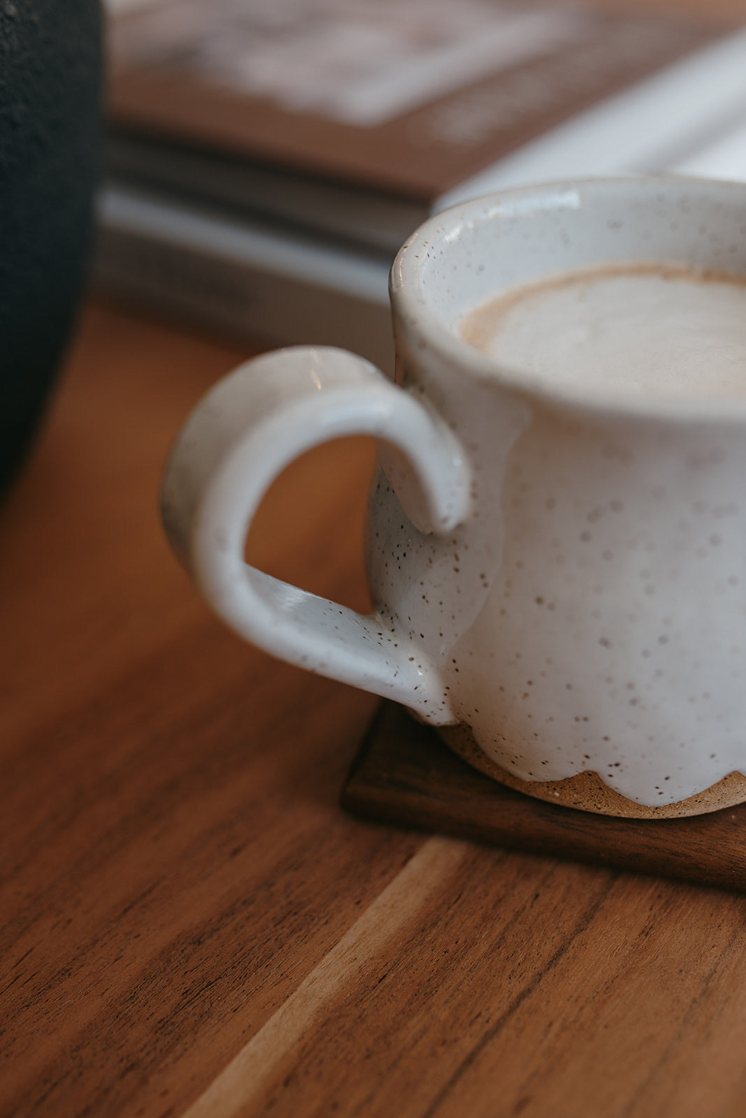 PREORDER - Scalloped mug