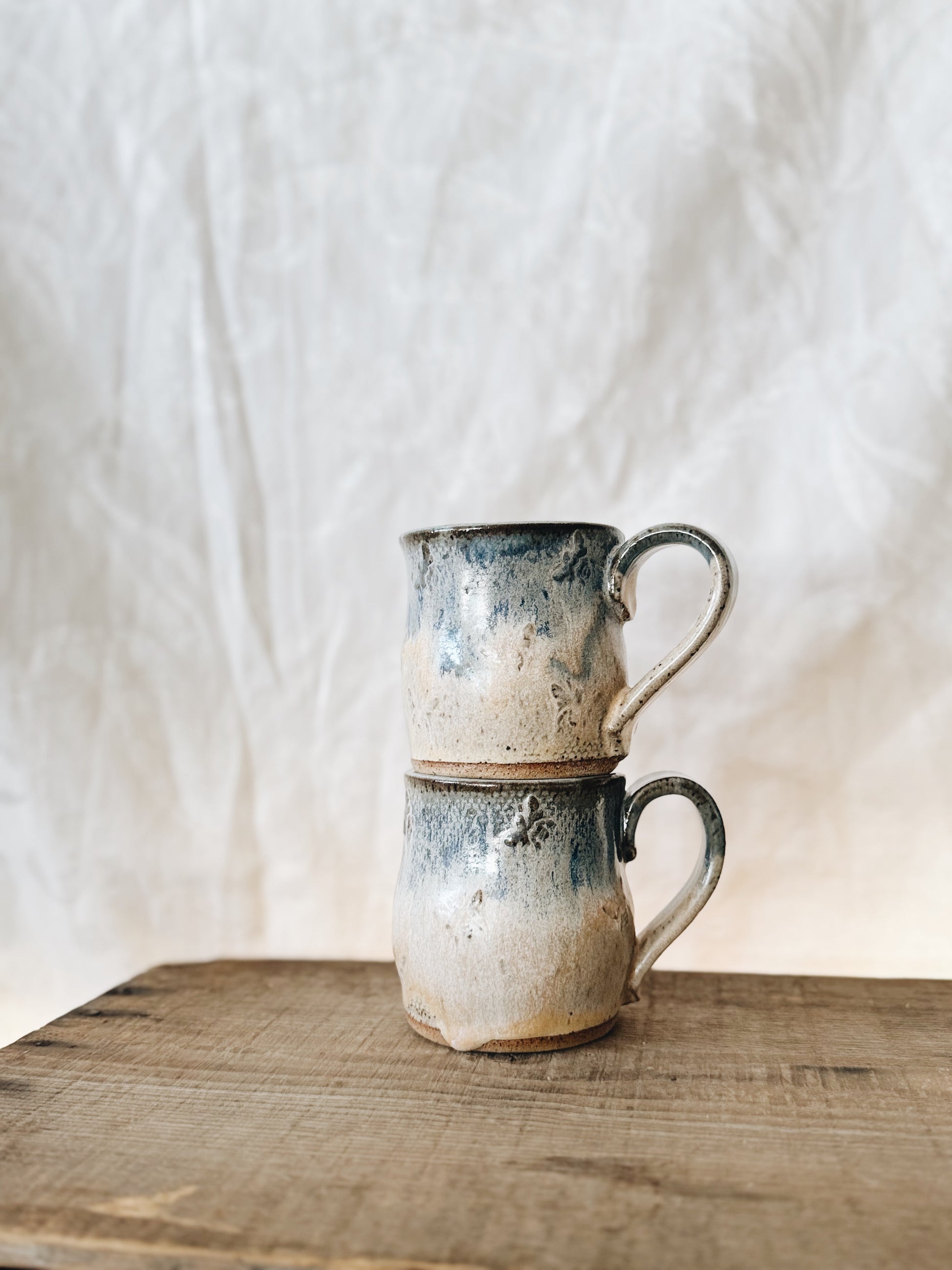 Bee prairie sunset mug | small image 1