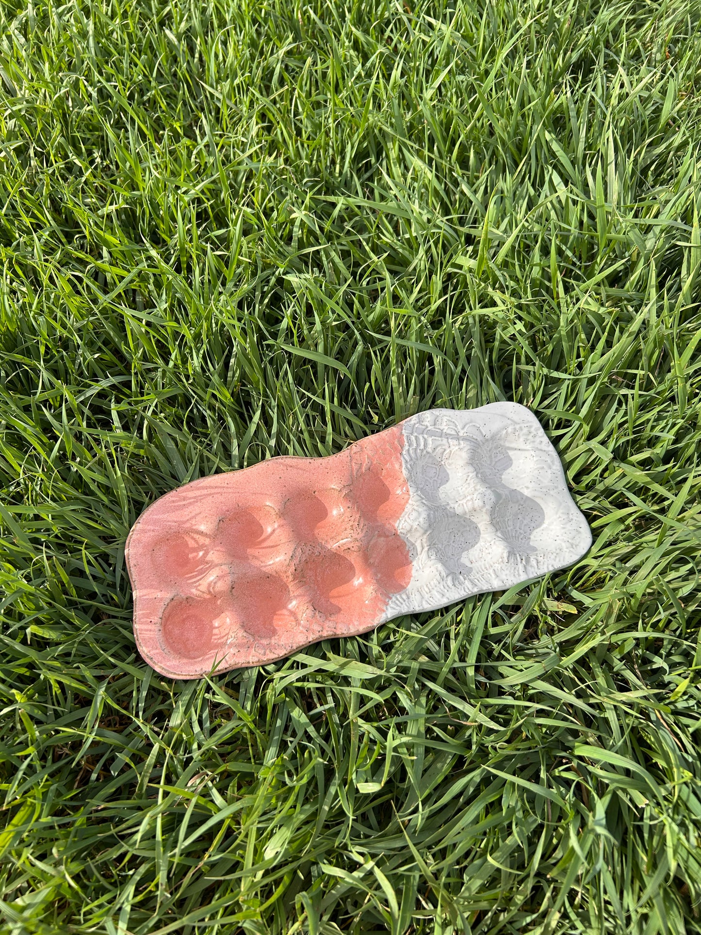 Lace egg tray | simple pink