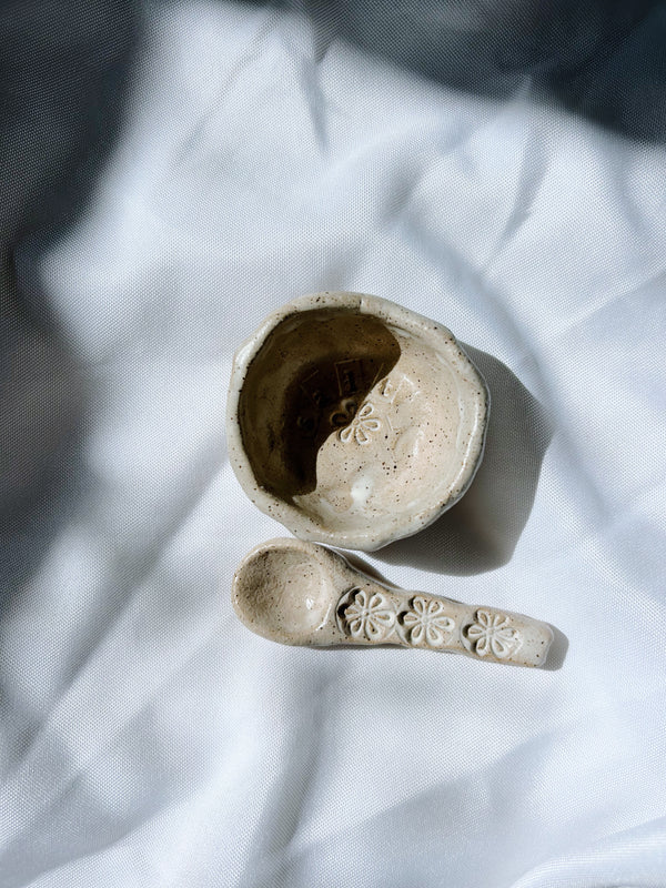 Mini salt dish | cream