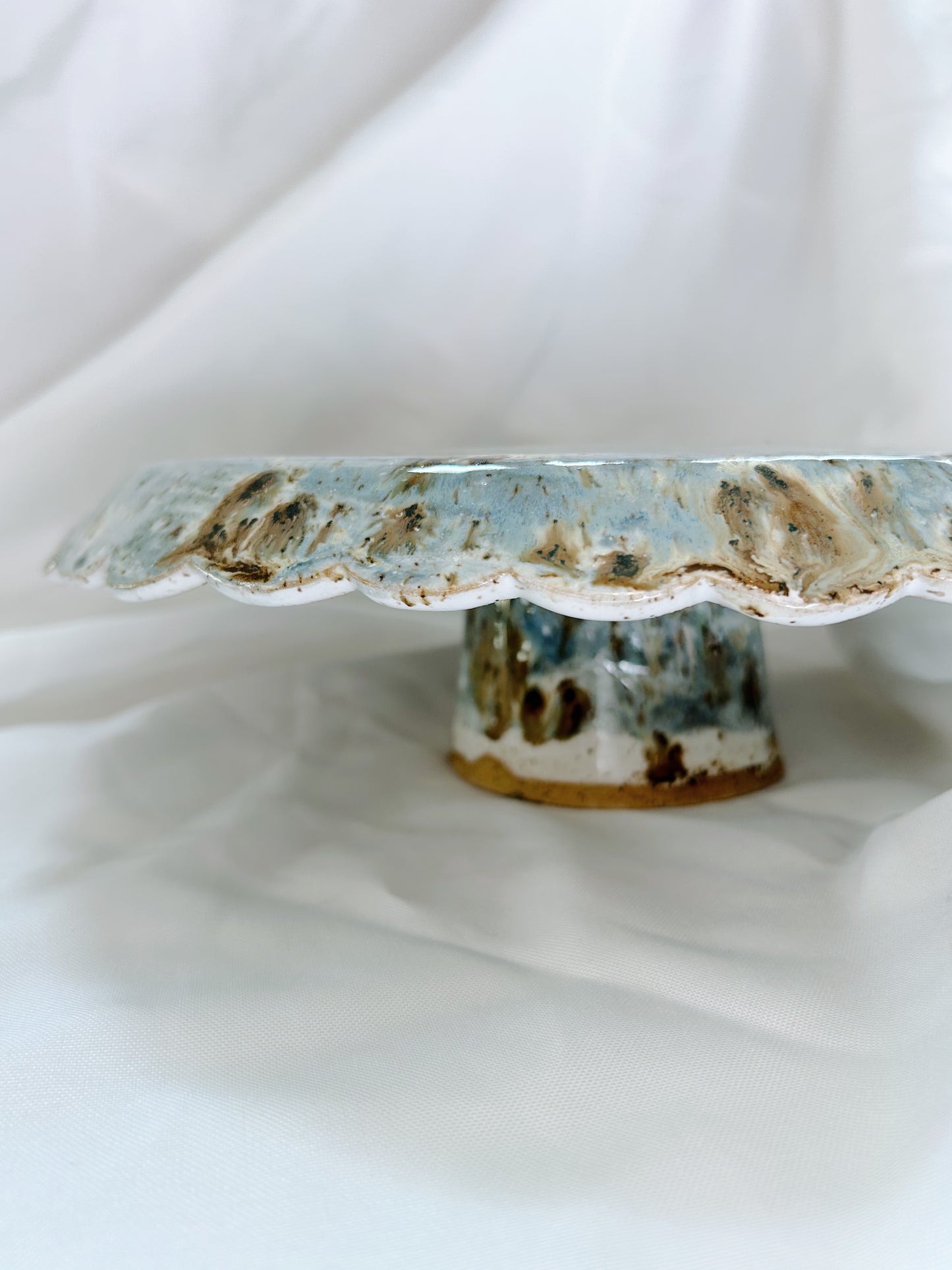 Scalloped cake stand | Pebble Brook