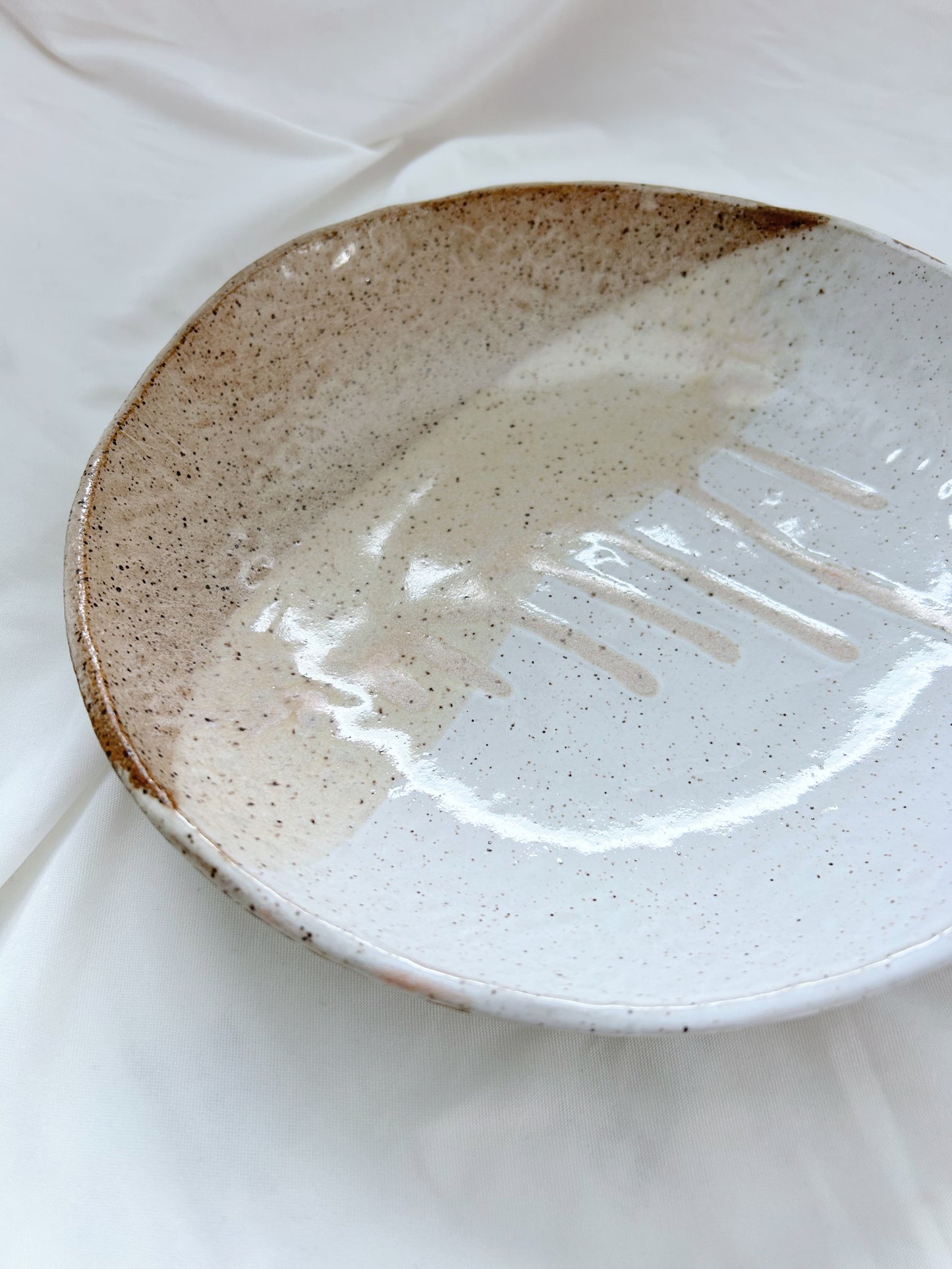 Shallow pasta serving bowl