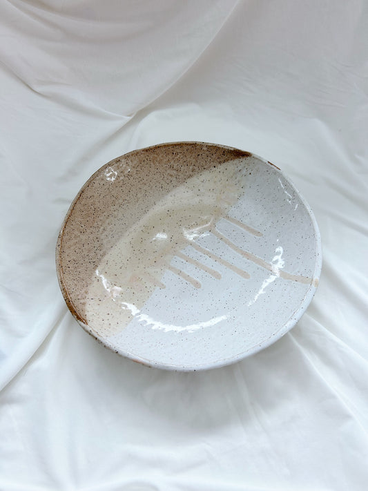 Shallow pasta serving bowl