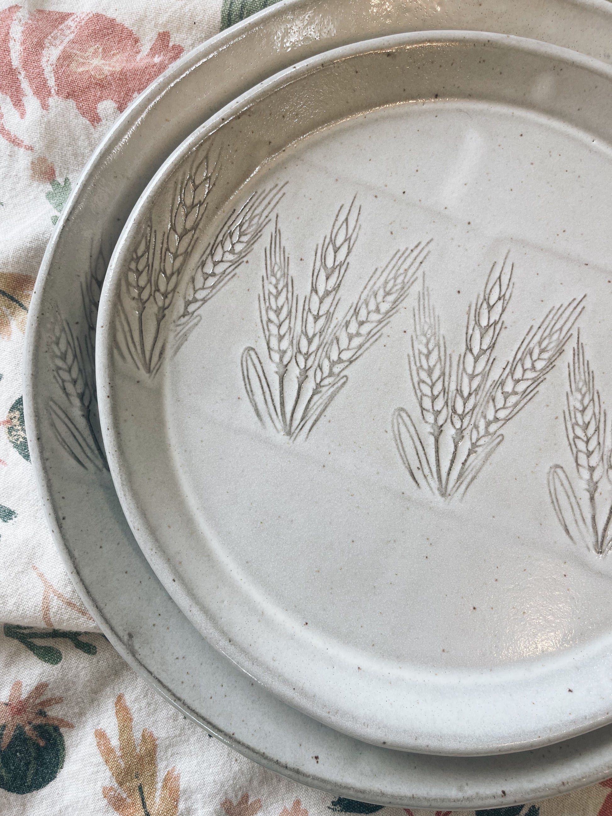 White wheat dinnerware PREORDER image 1