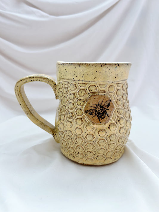 Bee mug 2 - large
