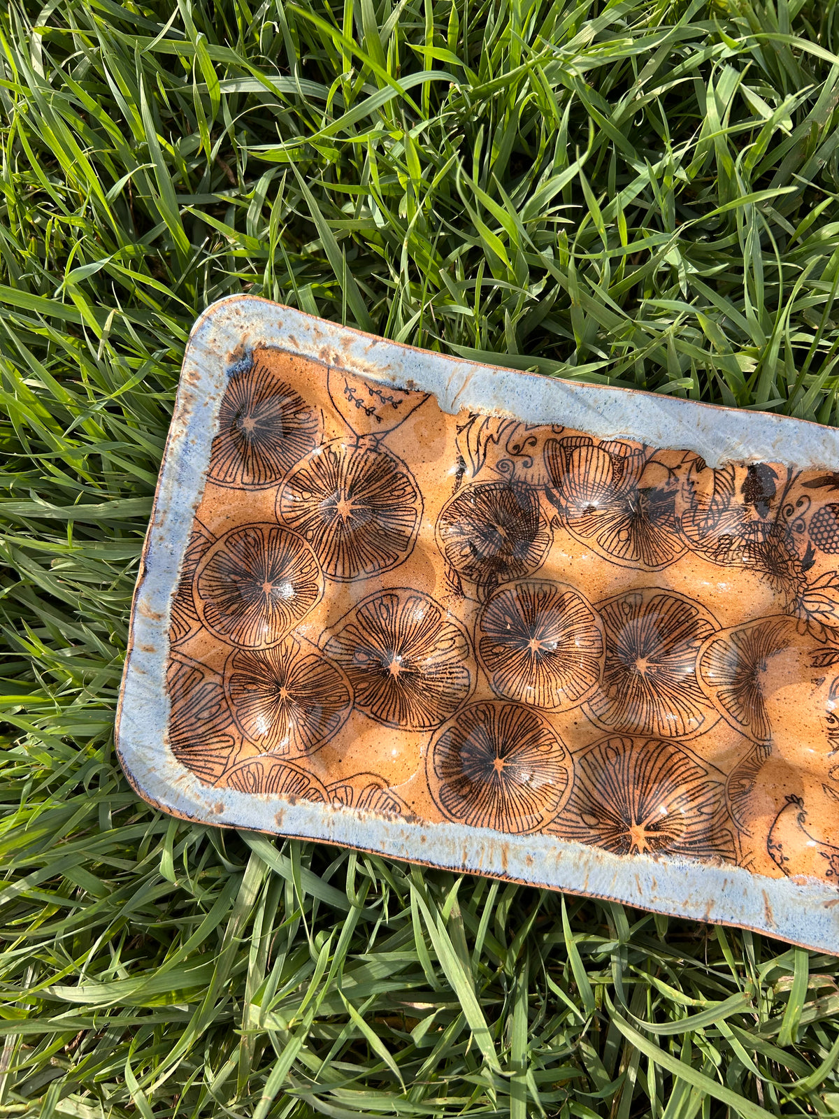 Patchwork egg tray