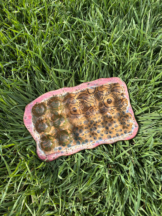 Patchwork egg tray