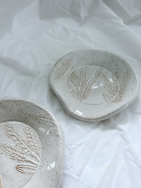 Wheat spoon rest | White