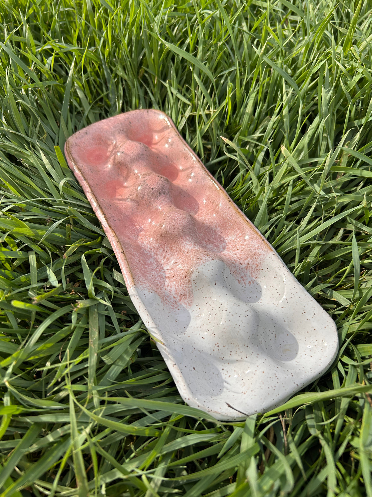 Egg tray | simple pink