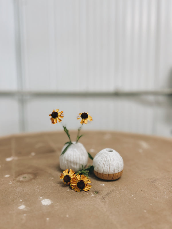 Bud vase 9