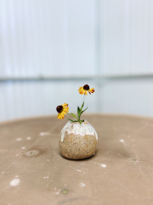 Bud vase 12